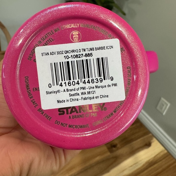 Stanley x Barbie™ Icon 30 Oz Quencher - Picture 8 of 12